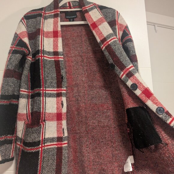 Long Plaid Coat - Picture 7 of 10